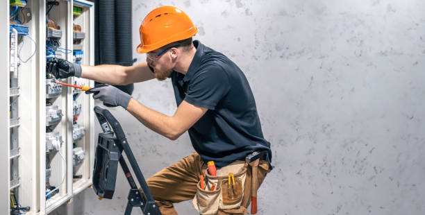 Best Circuit Breaker Repair  in Highwood, IL